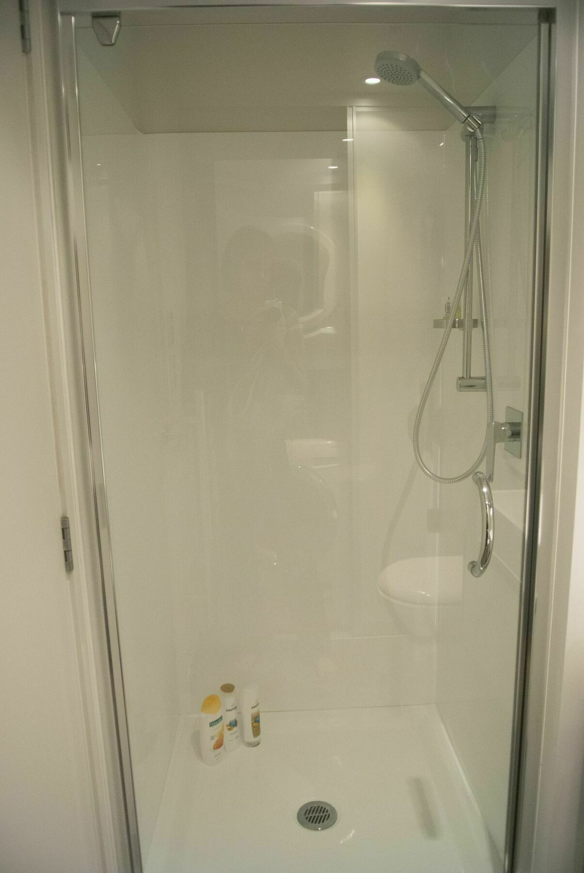 Brand New Apartment With Pool & Gym Auckland Zewnętrze zdjęcie